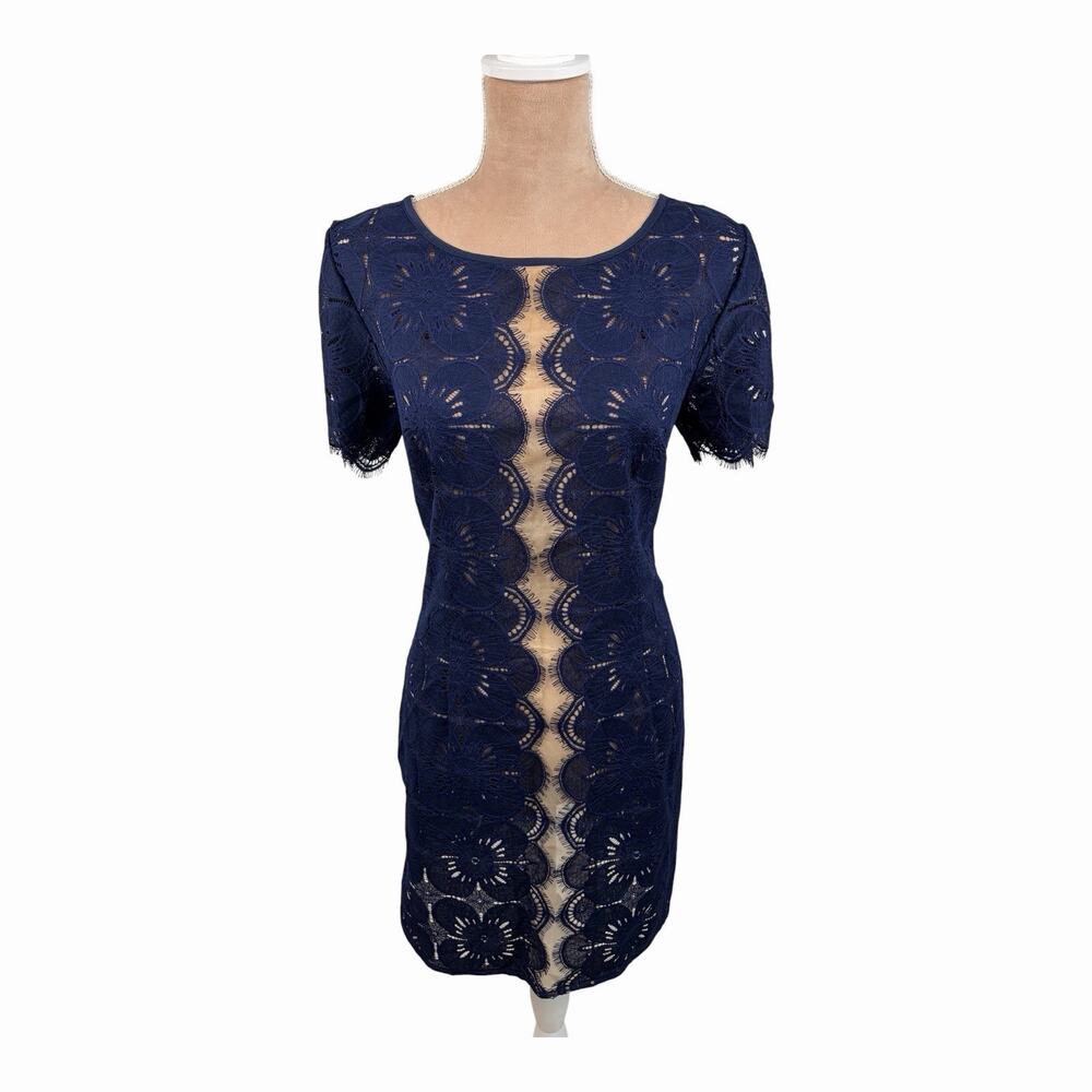 Trina Turk Blue Floral Lace Sheath Dress Illusion Panel Knee Length Sz 8 no slip